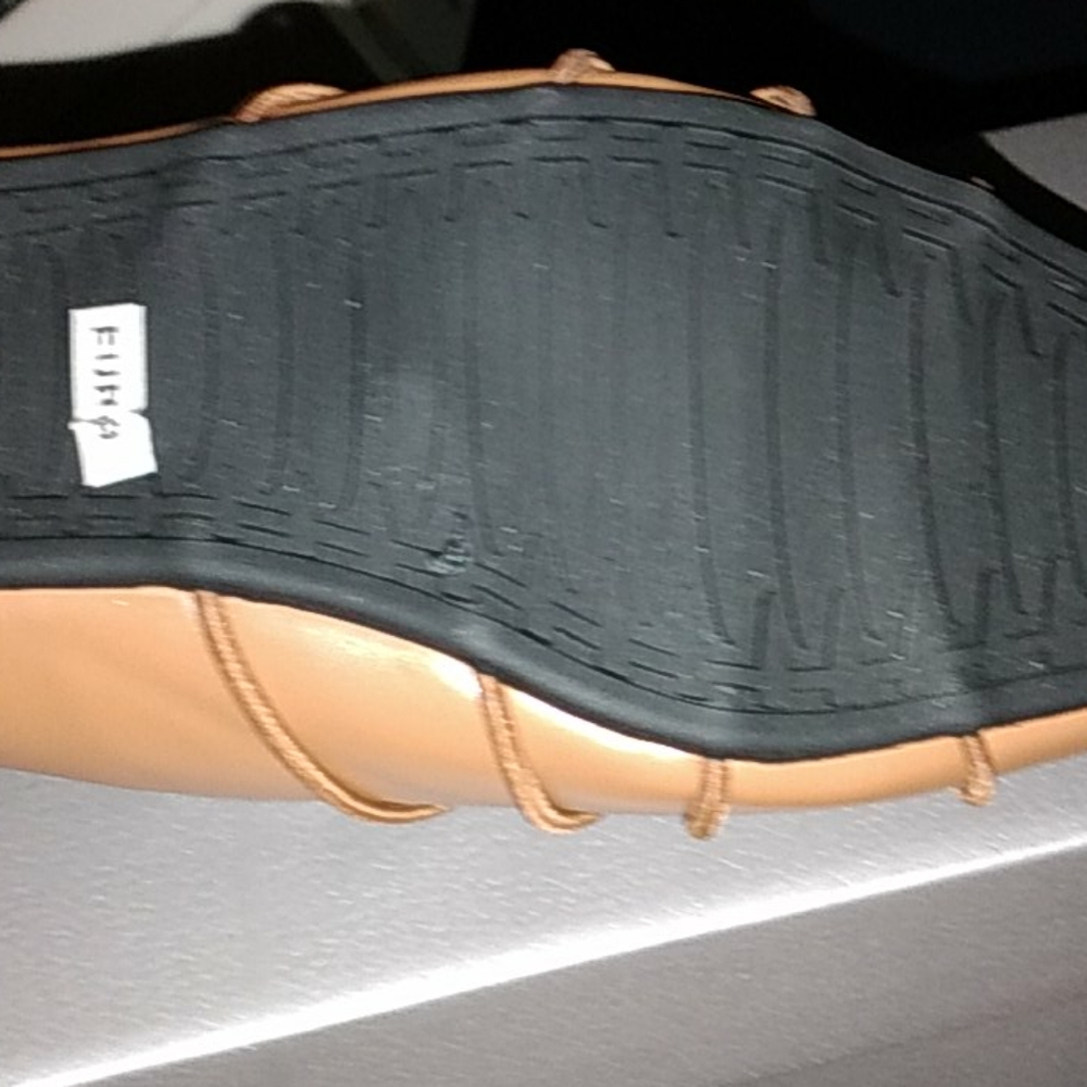 Shoes - Picture 3 of 5